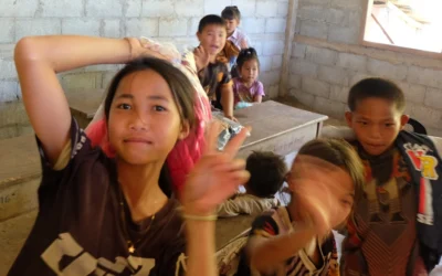 Collecte réussie : 30 adolescents laotiens vont pouvoir apprendre l’anglais ou le français